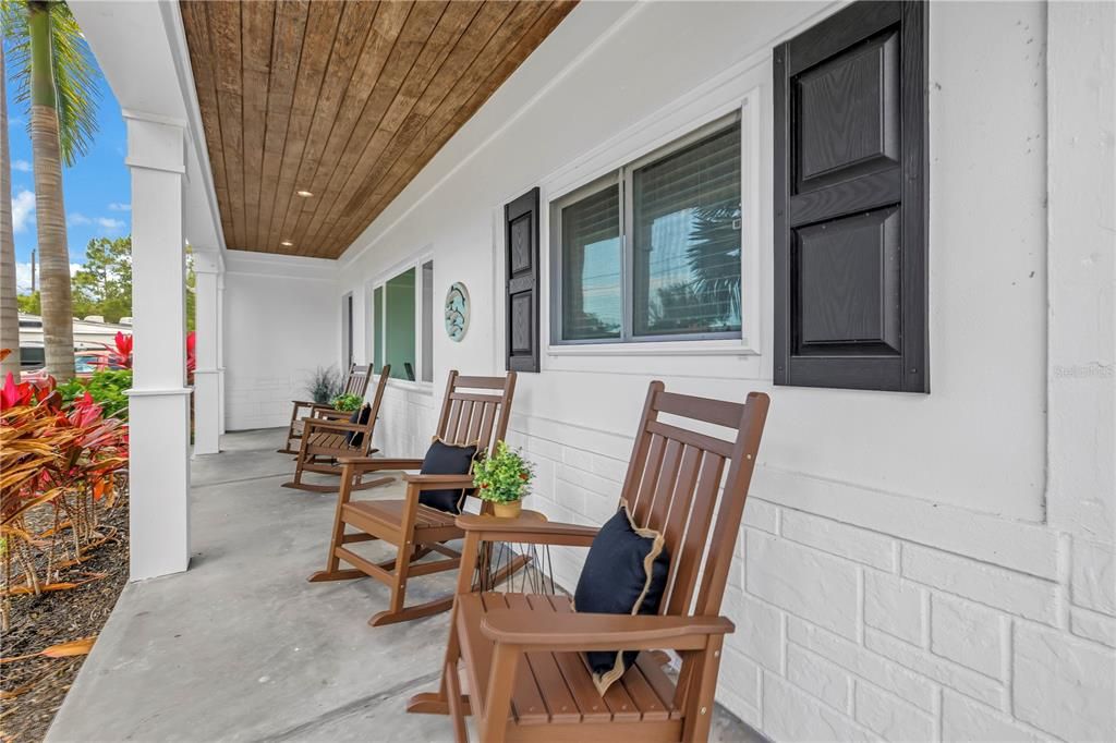 For Sale: $1,100,000 (7 beds, 5 baths, 3200 Square Feet)