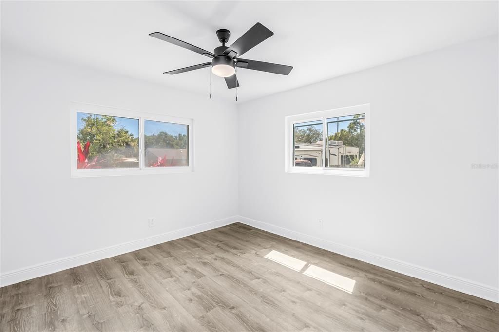 For Sale: $1,100,000 (7 beds, 5 baths, 3200 Square Feet)