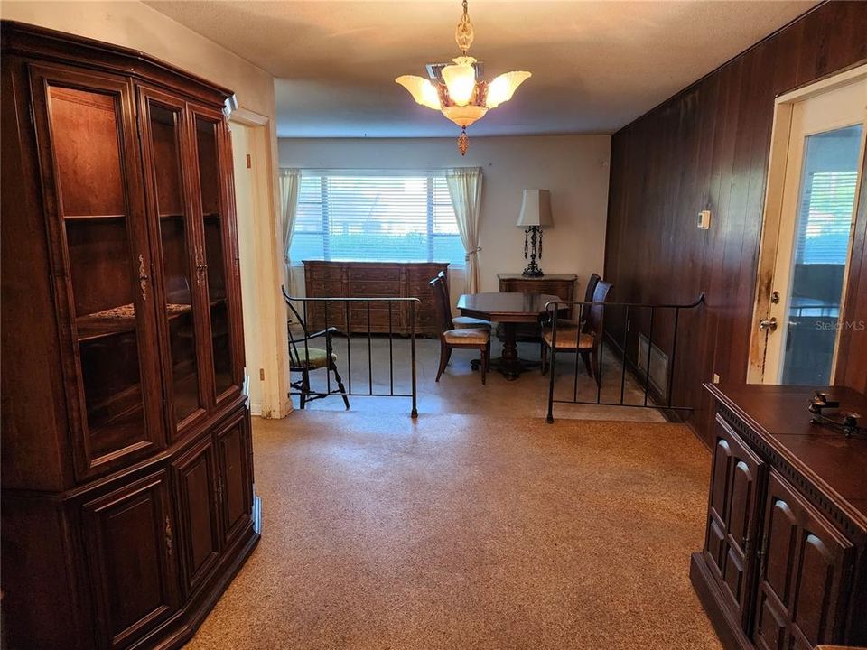 For Sale: $349,800 (3 beds, 2 baths, 1417 Square Feet)