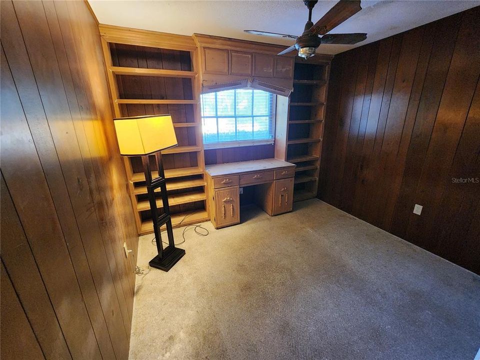 For Sale: $349,800 (3 beds, 2 baths, 1417 Square Feet)