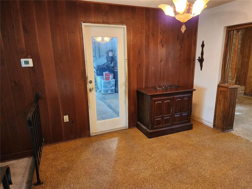 For Sale: $349,800 (3 beds, 2 baths, 1417 Square Feet)