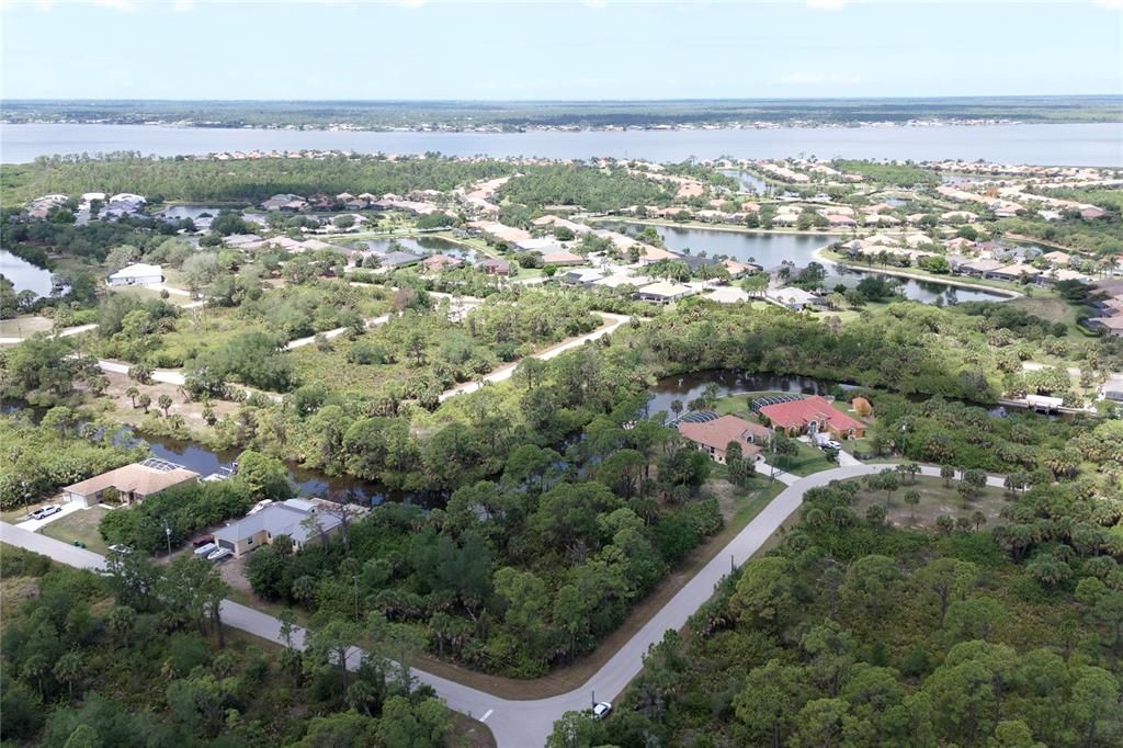 待售: $235,000 (0.46 acres)