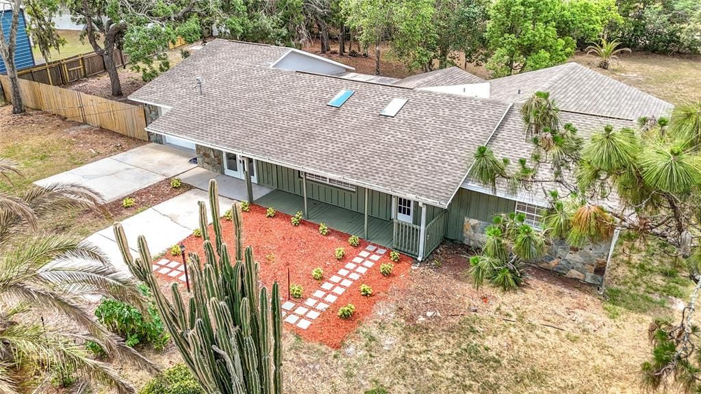 For Sale: $419,900 (4 beds, 2 baths, 2096 Square Feet)