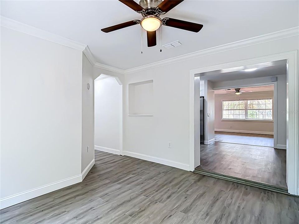 For Sale: $419,900 (4 beds, 2 baths, 2096 Square Feet)