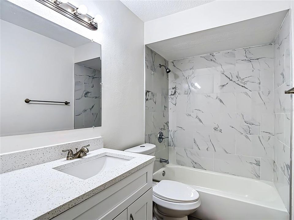 For Sale: $419,900 (4 beds, 2 baths, 2096 Square Feet)