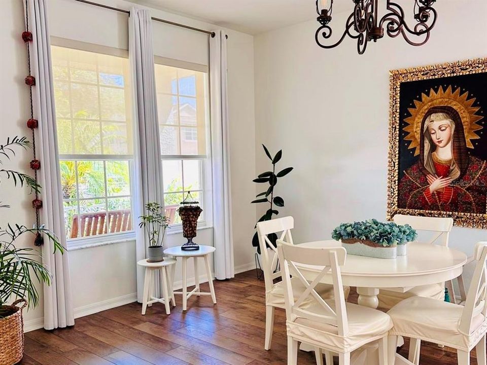 В аренду: $2,450 (3 спален, 2 ванн, 1758 Квадратных фут)