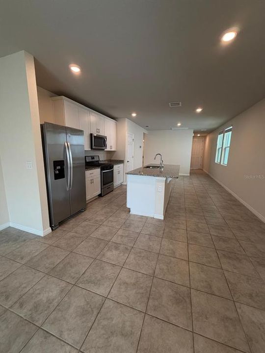 For Rent: $1,890 (3 beds, 2 baths, 1484 Square Feet)