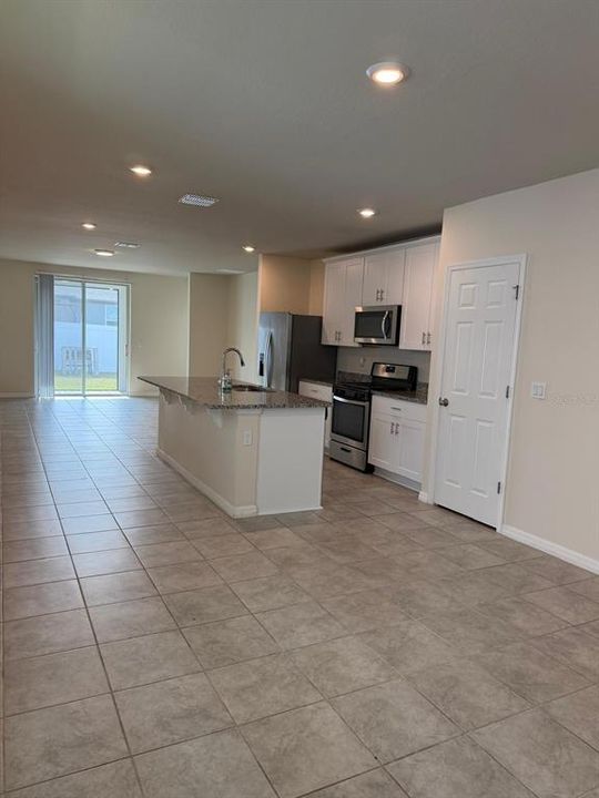 For Rent: $1,890 (3 beds, 2 baths, 1484 Square Feet)