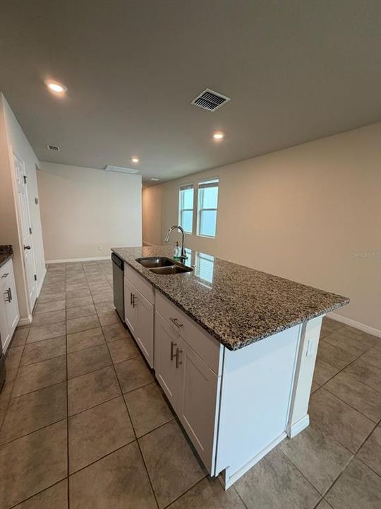For Rent: $1,890 (3 beds, 2 baths, 1484 Square Feet)