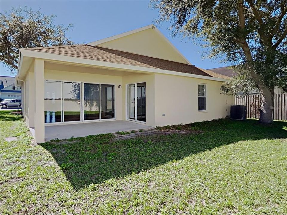 Active With Contract: $325,000 (3 beds, 2 baths, 1676 Square Feet)