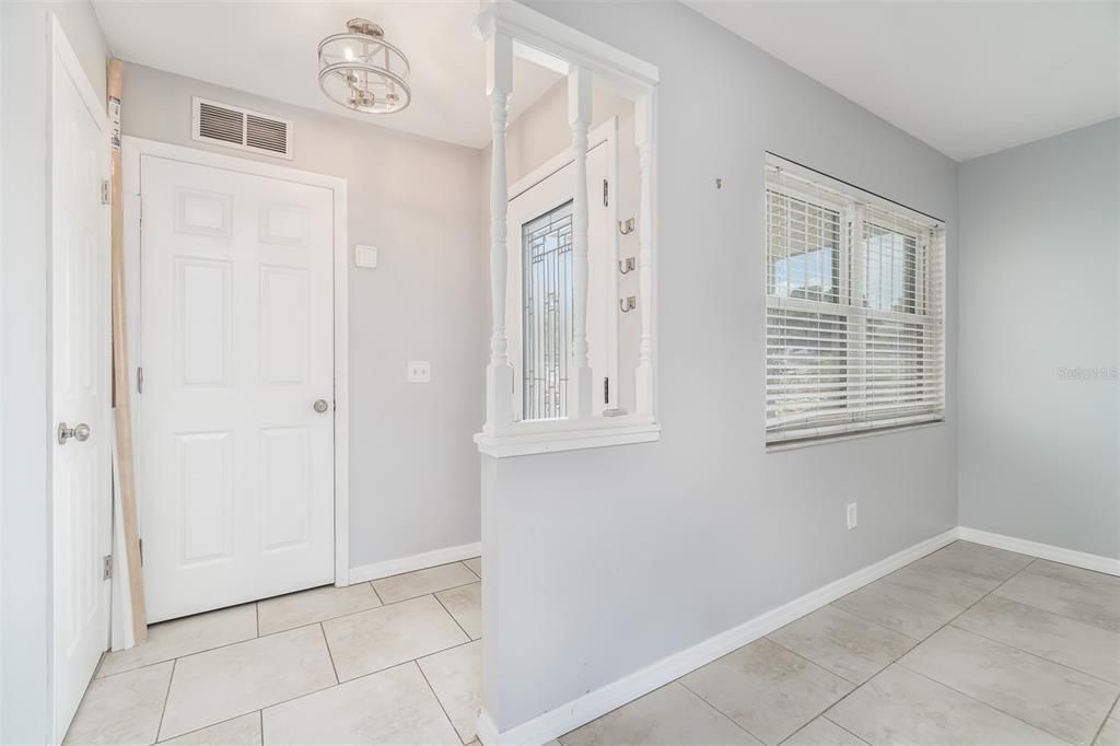 For Rent: $2,800 (4 beds, 3 baths, 1919 Square Feet)