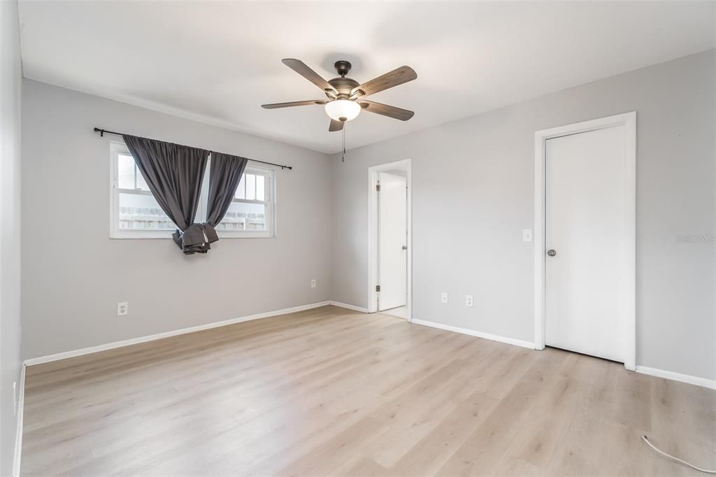 For Rent: $2,800 (4 beds, 3 baths, 1919 Square Feet)