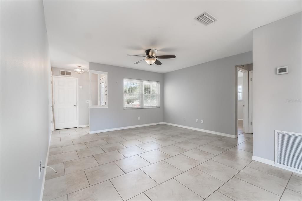 For Rent: $2,800 (4 beds, 3 baths, 1919 Square Feet)