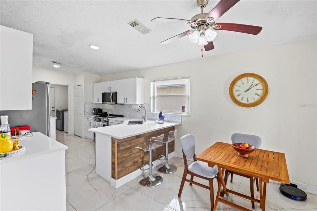 For Sale: $209,900 (3 beds, 2 baths, 1714 Square Feet)