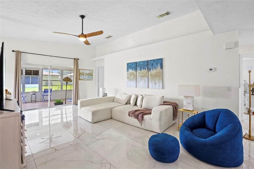 For Sale: $209,900 (3 beds, 2 baths, 1714 Square Feet)