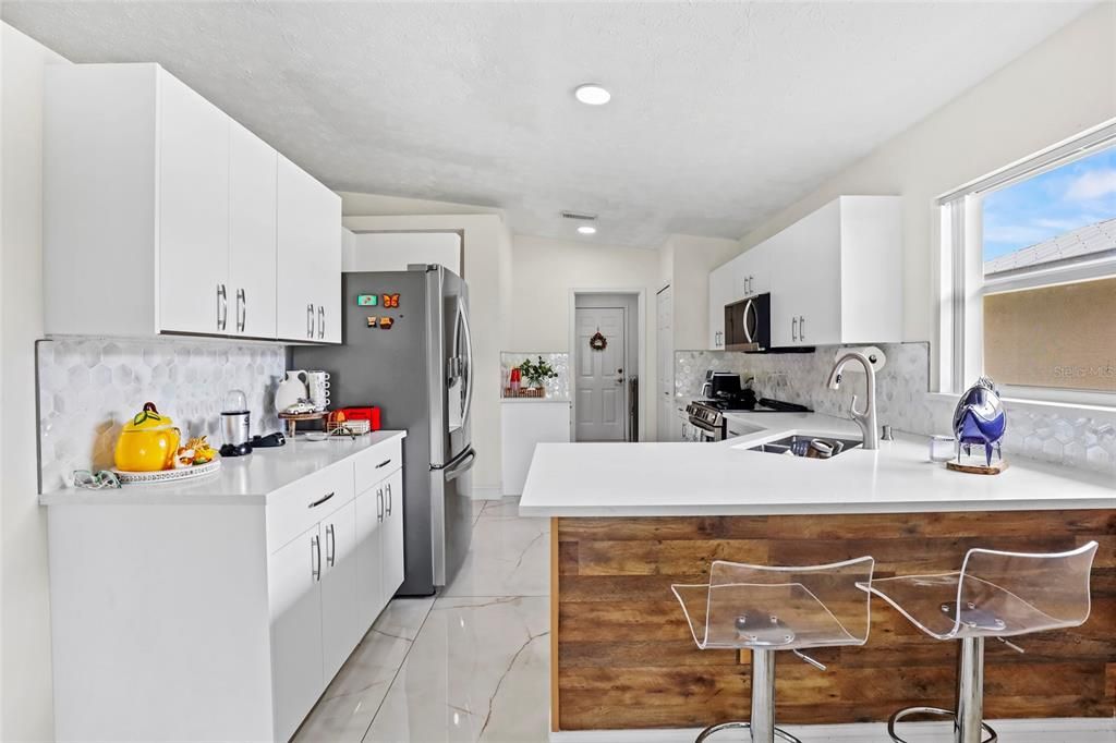 For Sale: $209,900 (3 beds, 2 baths, 1714 Square Feet)