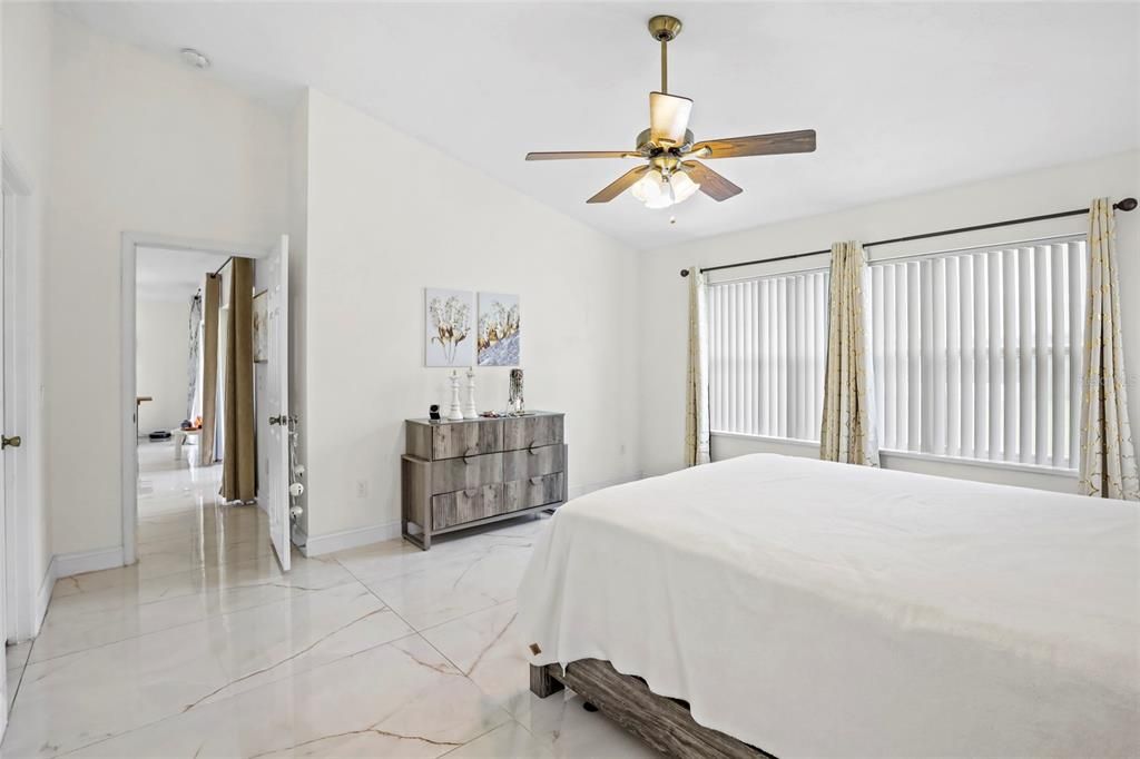 For Sale: $209,900 (3 beds, 2 baths, 1714 Square Feet)