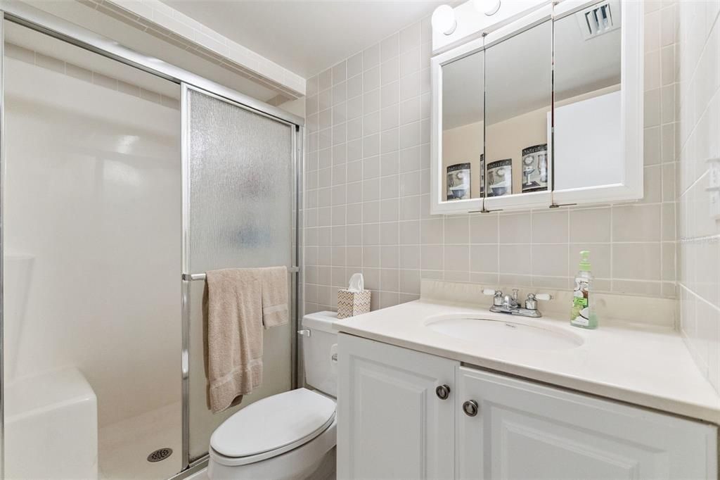 For Sale: $145,000 (2 beds, 2 baths, 1056 Square Feet)