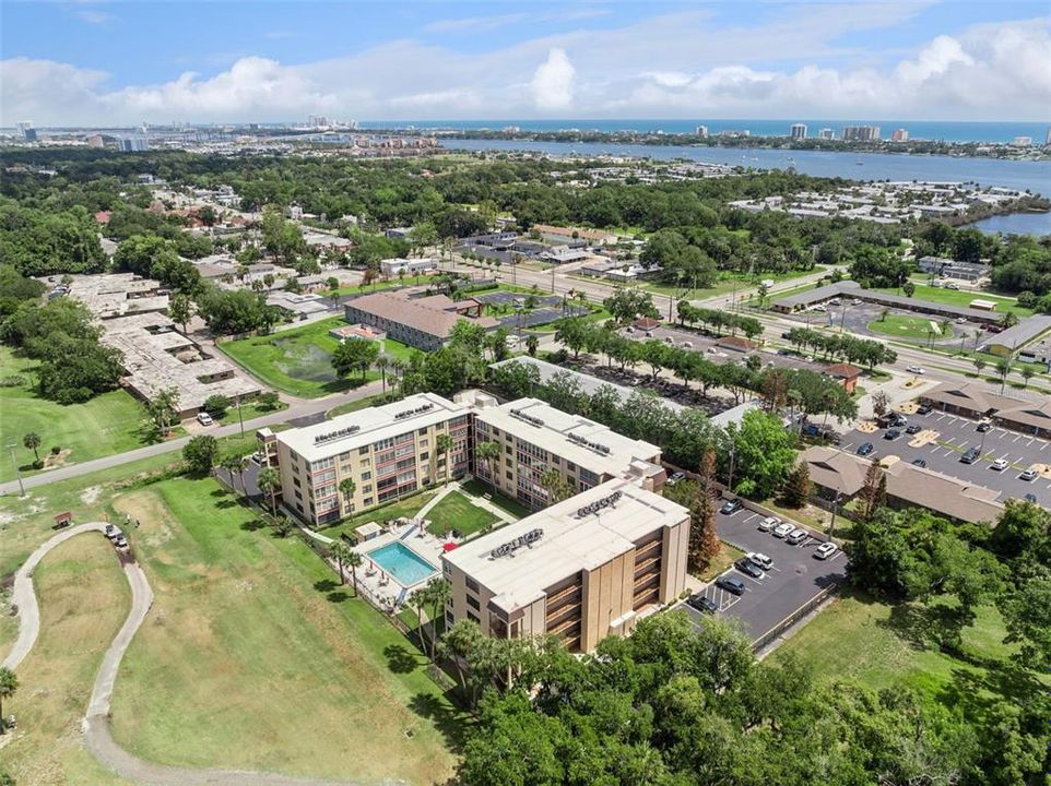 For Sale: $145,000 (2 beds, 2 baths, 1056 Square Feet)