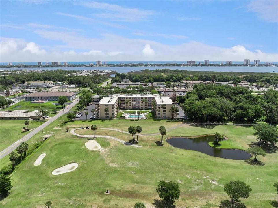 For Sale: $145,000 (2 beds, 2 baths, 1056 Square Feet)