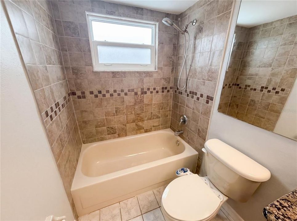 For Sale: $365,000 (3 beds, 2 baths, 1596 Square Feet)