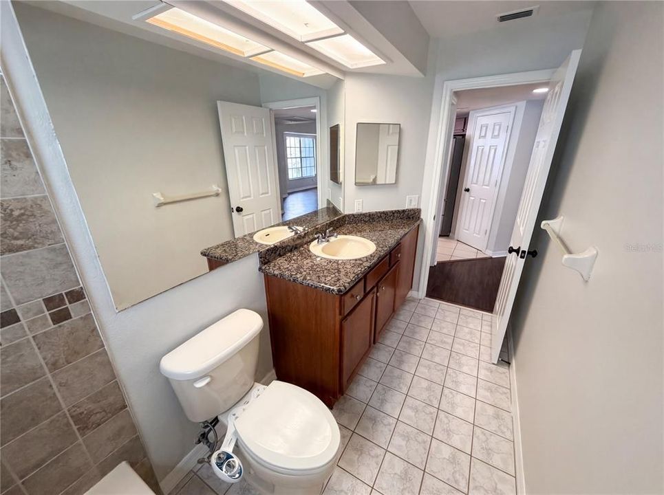 For Sale: $365,000 (3 beds, 2 baths, 1596 Square Feet)