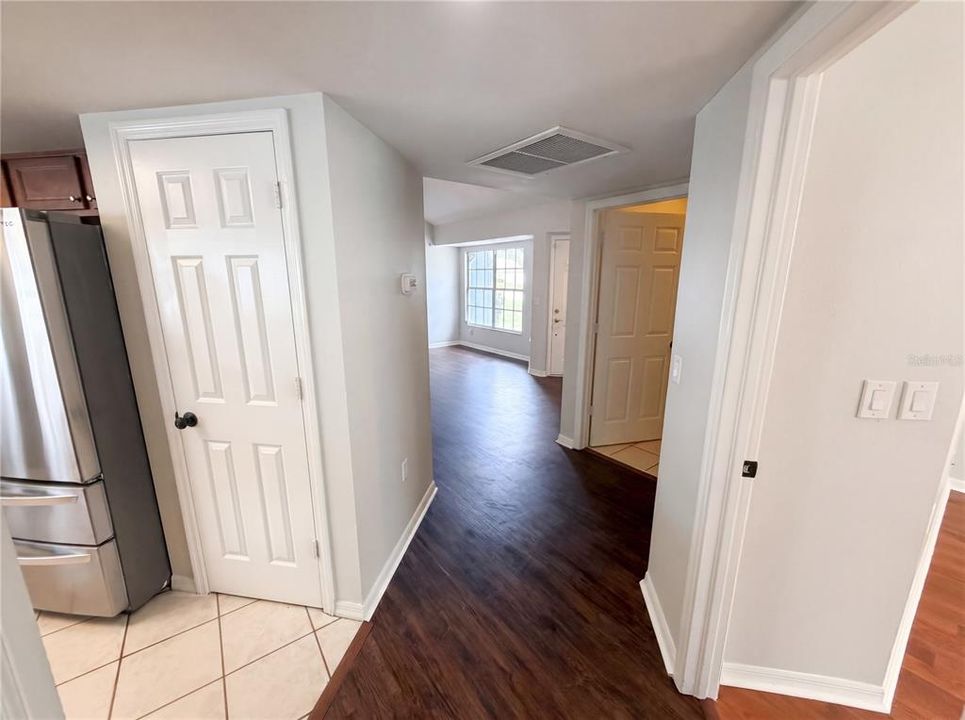 For Sale: $365,000 (3 beds, 2 baths, 1596 Square Feet)
