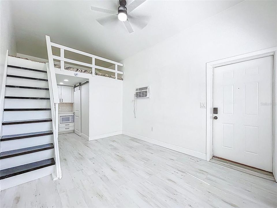 В аренду: $1,250 (1 спален, 1 ванн, 385 Квадратных фут)