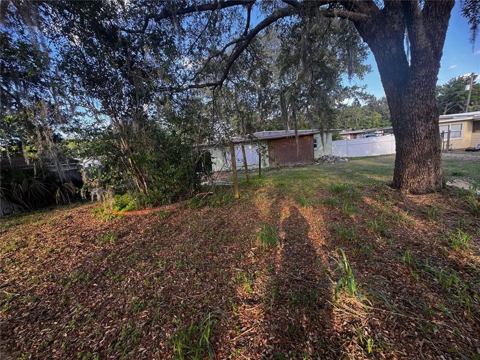 For Sale: $150,000 (1 beds, 2 baths, 1567 Square Feet)