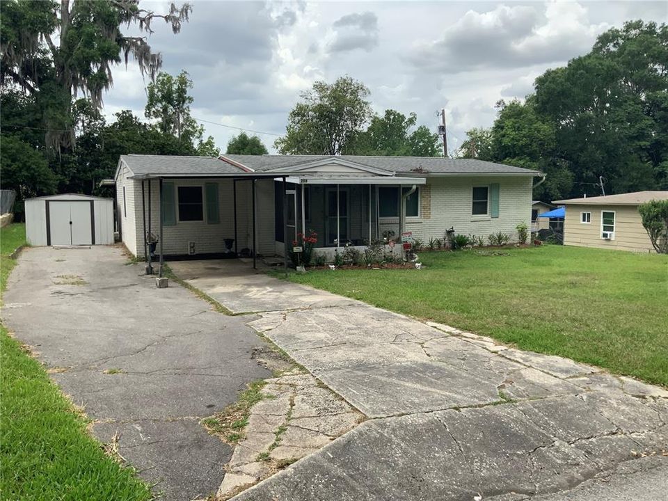 For Sale: $159,000 (3 beds, 1 baths, 1167 Square Feet)