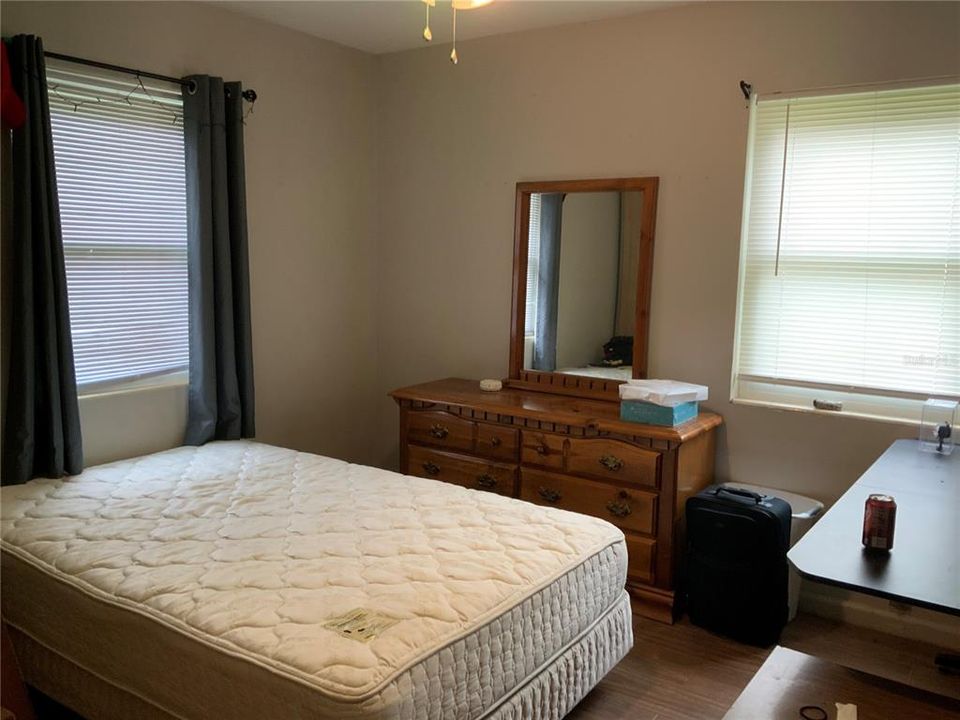 For Sale: $159,000 (3 beds, 1 baths, 1167 Square Feet)