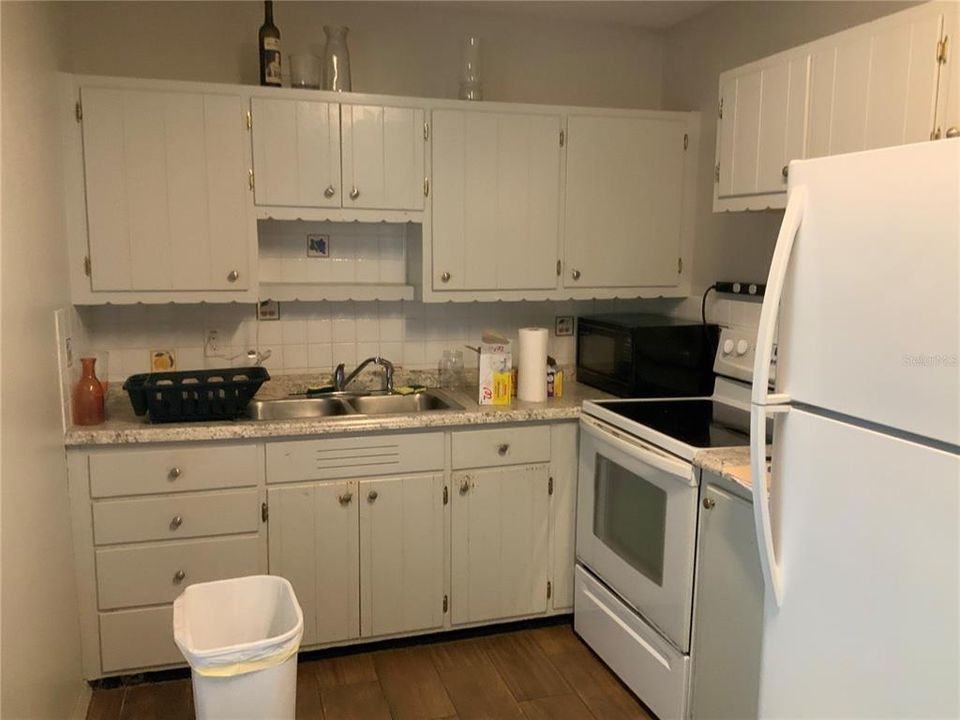 For Sale: $159,000 (3 beds, 1 baths, 1167 Square Feet)