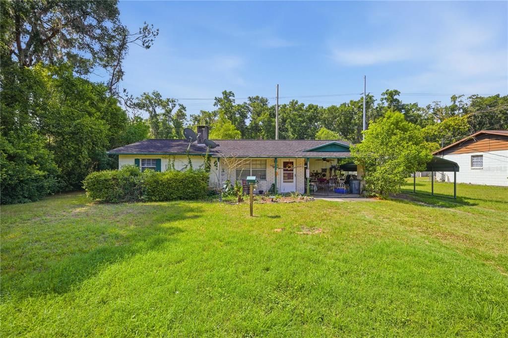 For Sale: $155,000 (2 beds, 1 baths, 966 Square Feet)