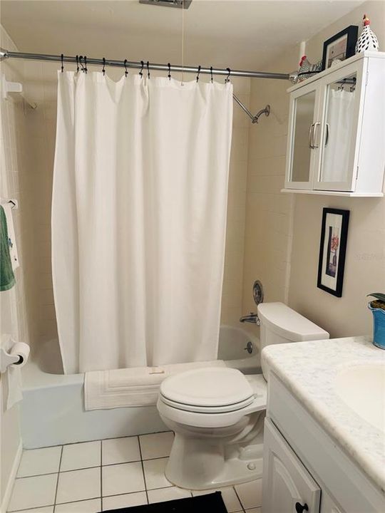 En Venta: $285,000 (2 camas, 2 baños, 976 Pies cuadrados)