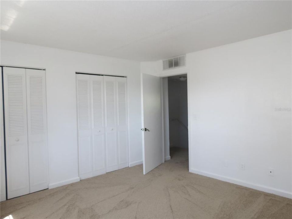 For Rent: $1,375 (2 beds, 1 baths, 528 Square Feet)