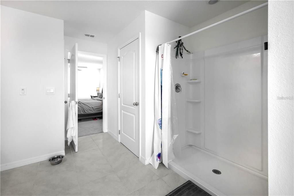 En Venta: $499,000 (4 camas, 3 baños, 2858 Pies cuadrados)