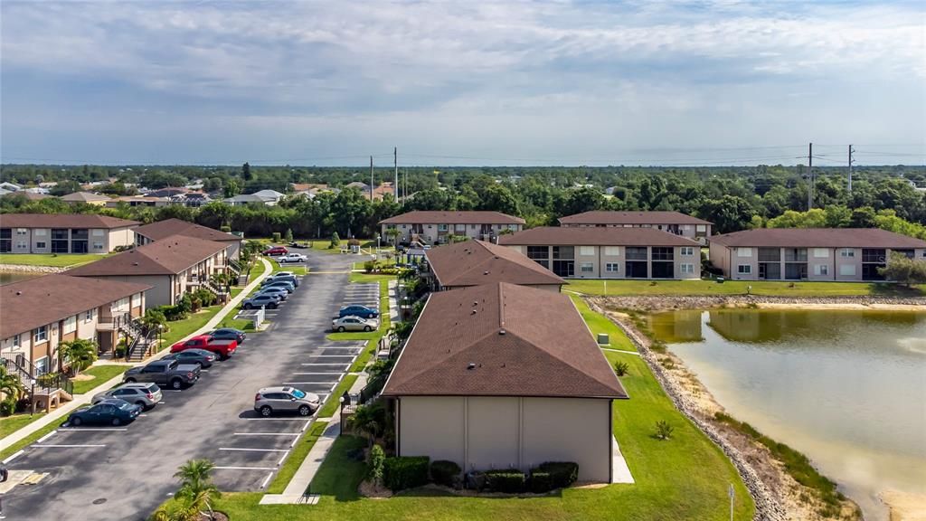 For Sale: $145,000 (2 beds, 2 baths, 860 Square Feet)