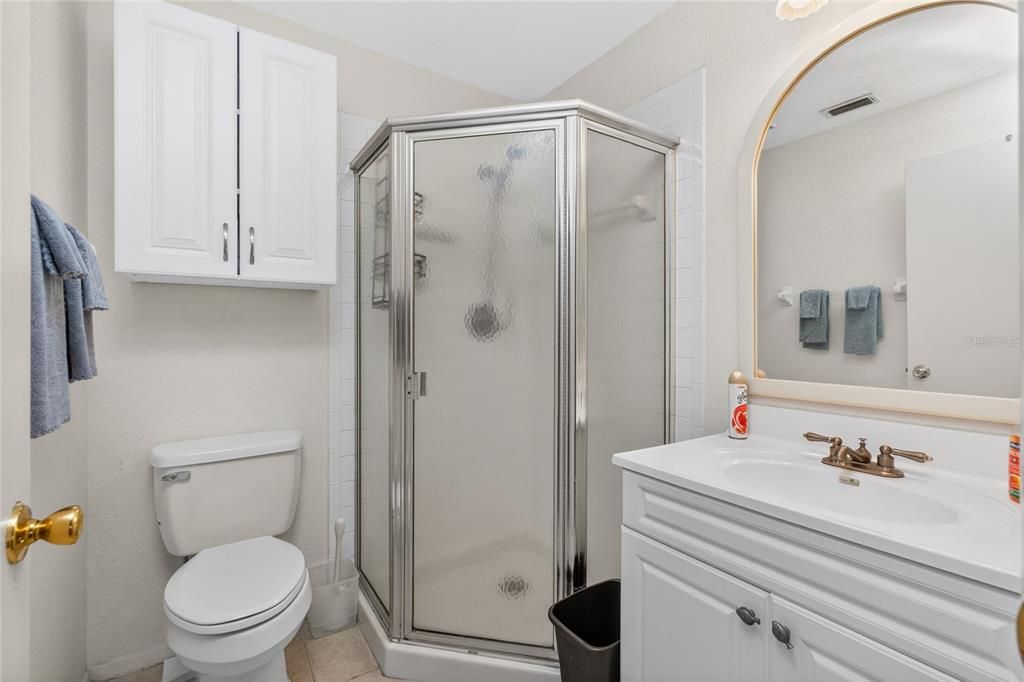 For Sale: $145,000 (2 beds, 2 baths, 860 Square Feet)