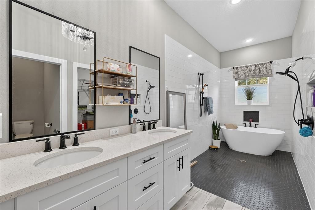For Sale: $469,000 (3 beds, 2 baths, 1799 Square Feet)