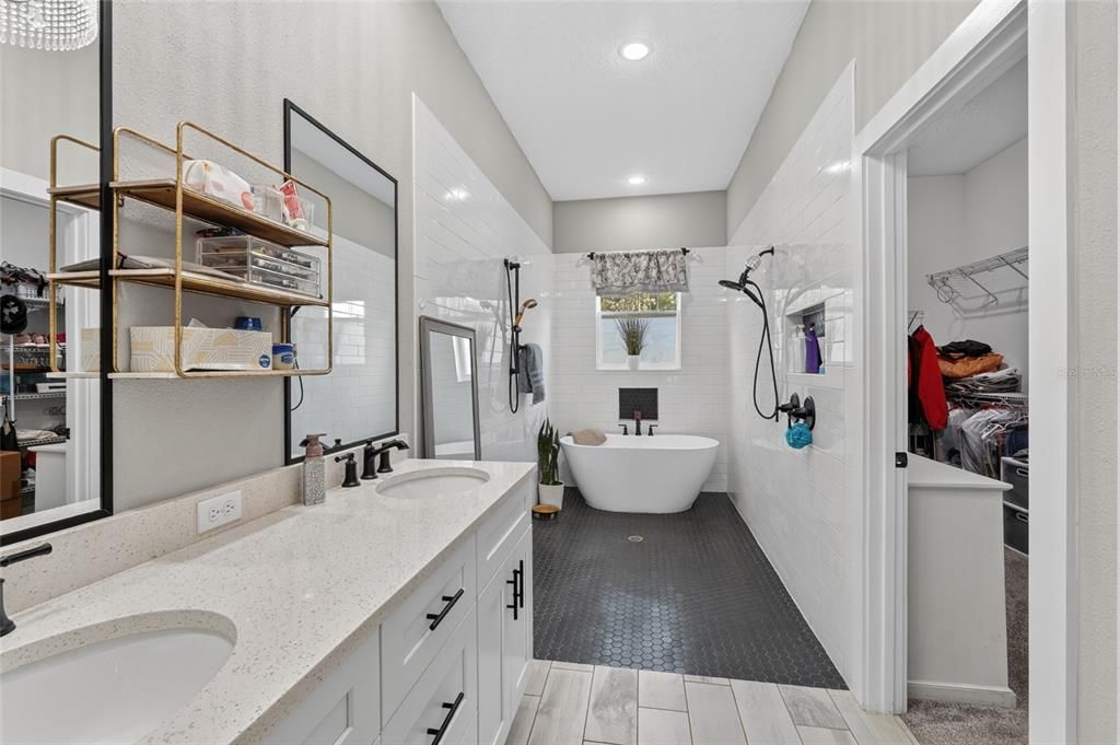 For Sale: $469,000 (3 beds, 2 baths, 1799 Square Feet)