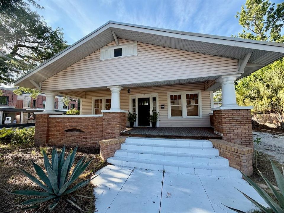En Venta: $851,000 (3 camas, 2 baños, 1547 Pies cuadrados)