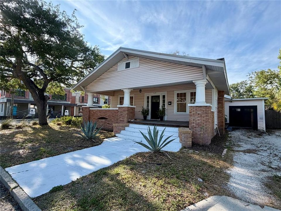 En Venta: $851,000 (3 camas, 2 baños, 1547 Pies cuadrados)