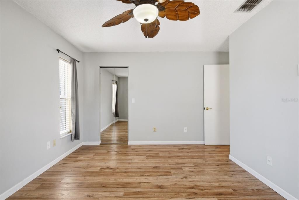 Activo con contrato: $325,000 (3 camas, 2 baños, 1080 Pies cuadrados)