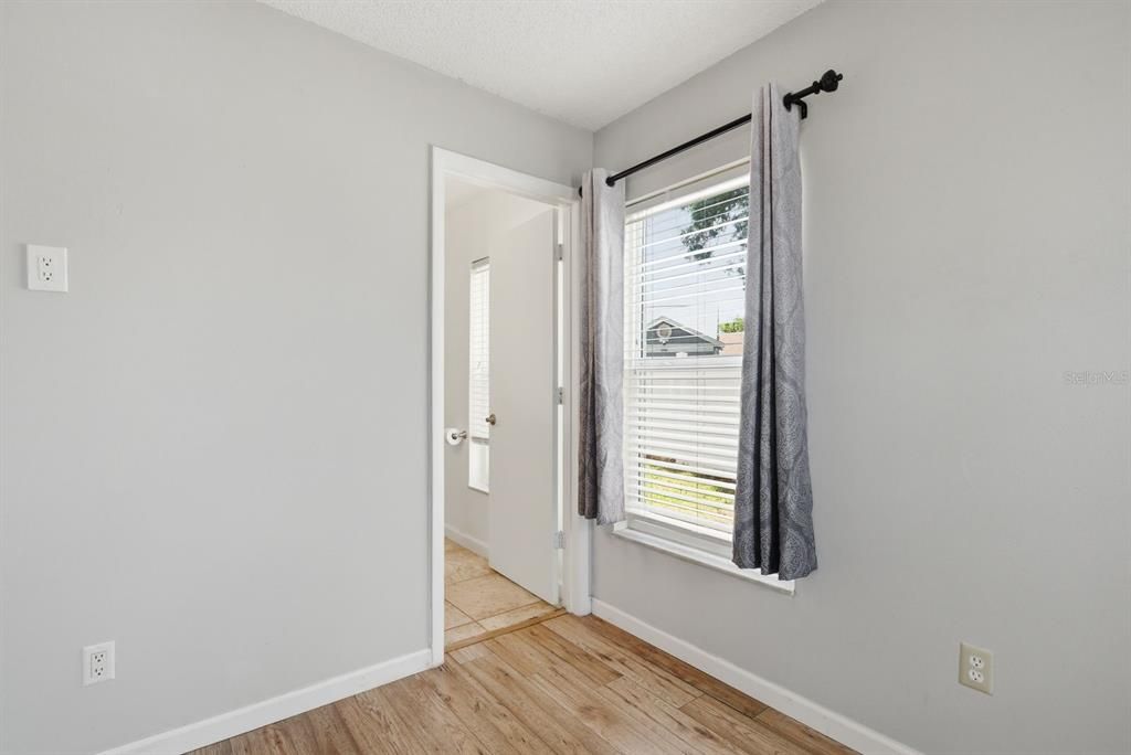 Activo con contrato: $325,000 (3 camas, 2 baños, 1080 Pies cuadrados)