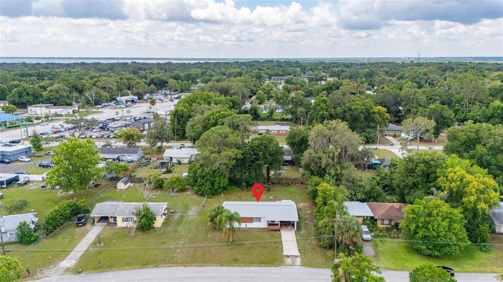 For Sale: $269,000 (2 beds, 2 baths, 884 Square Feet)