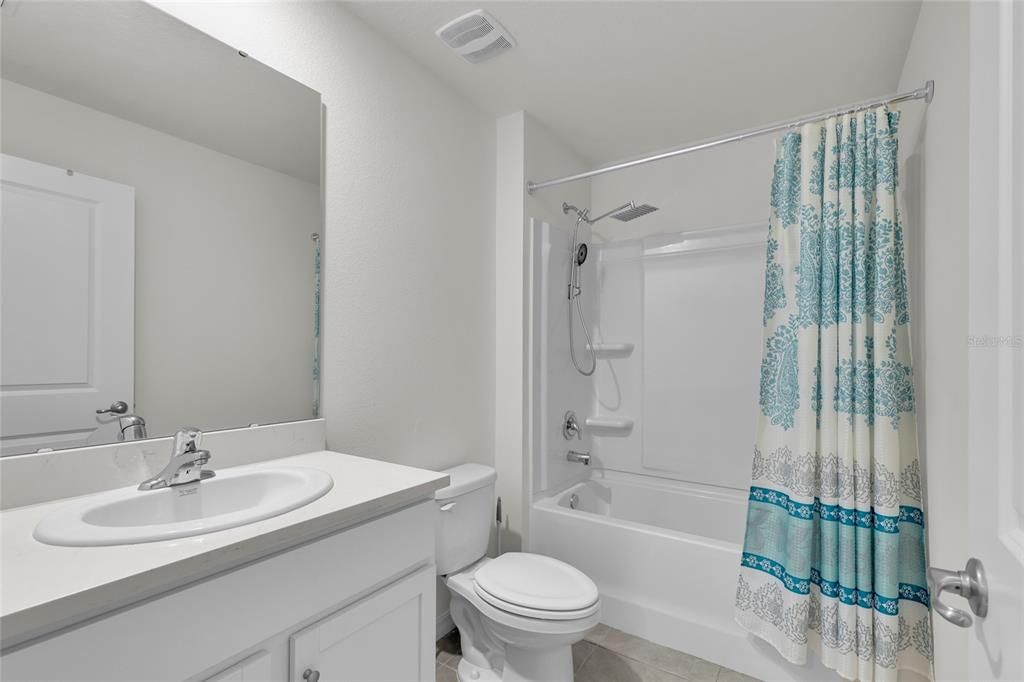 For Sale: $289,900 (4 beds, 2 baths, 1827 Square Feet)
