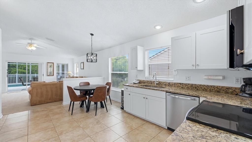 For Sale: $525,000 (4 beds, 2 baths, 1972 Square Feet)