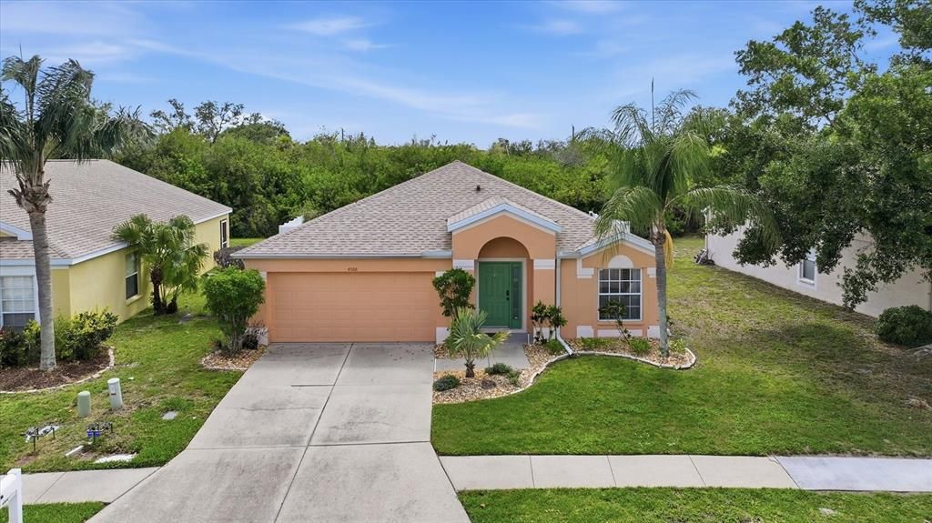 For Sale: $525,000 (4 beds, 2 baths, 1972 Square Feet)