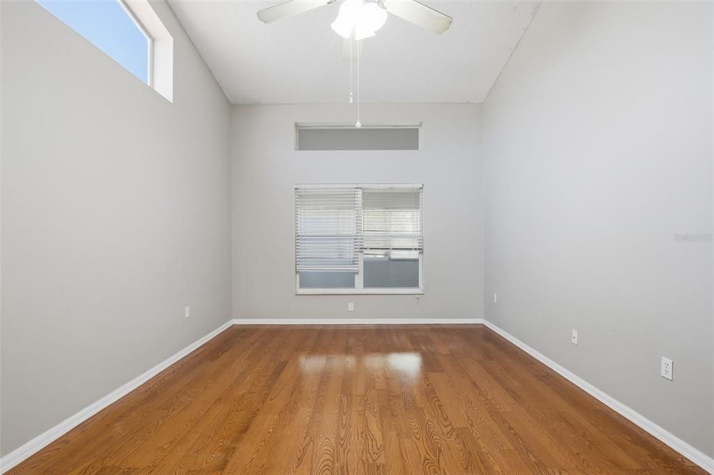 For Sale: $274,900 (3 beds, 2 baths, 2027 Square Feet)