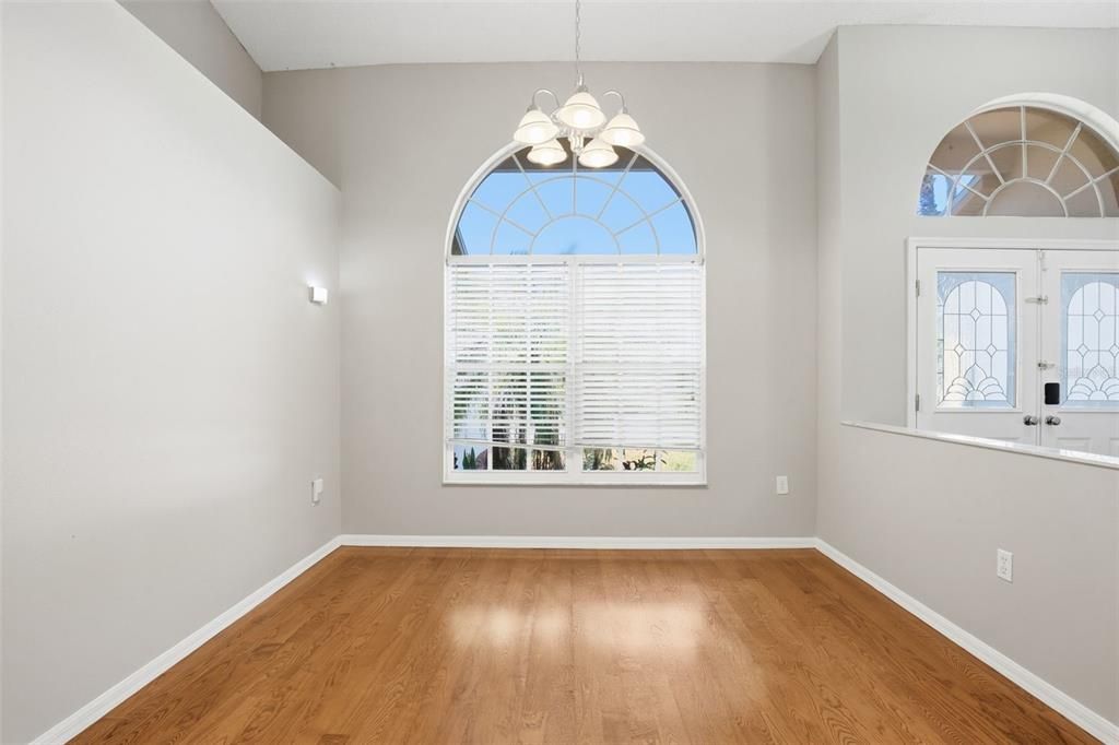 For Sale: $274,900 (3 beds, 2 baths, 2027 Square Feet)